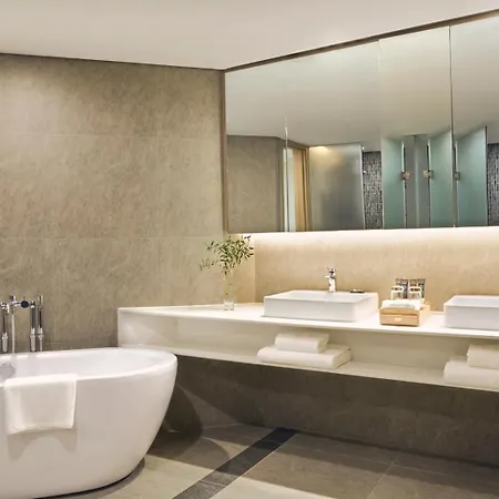Novotel Hanoi Thai Ha Extérieur photo