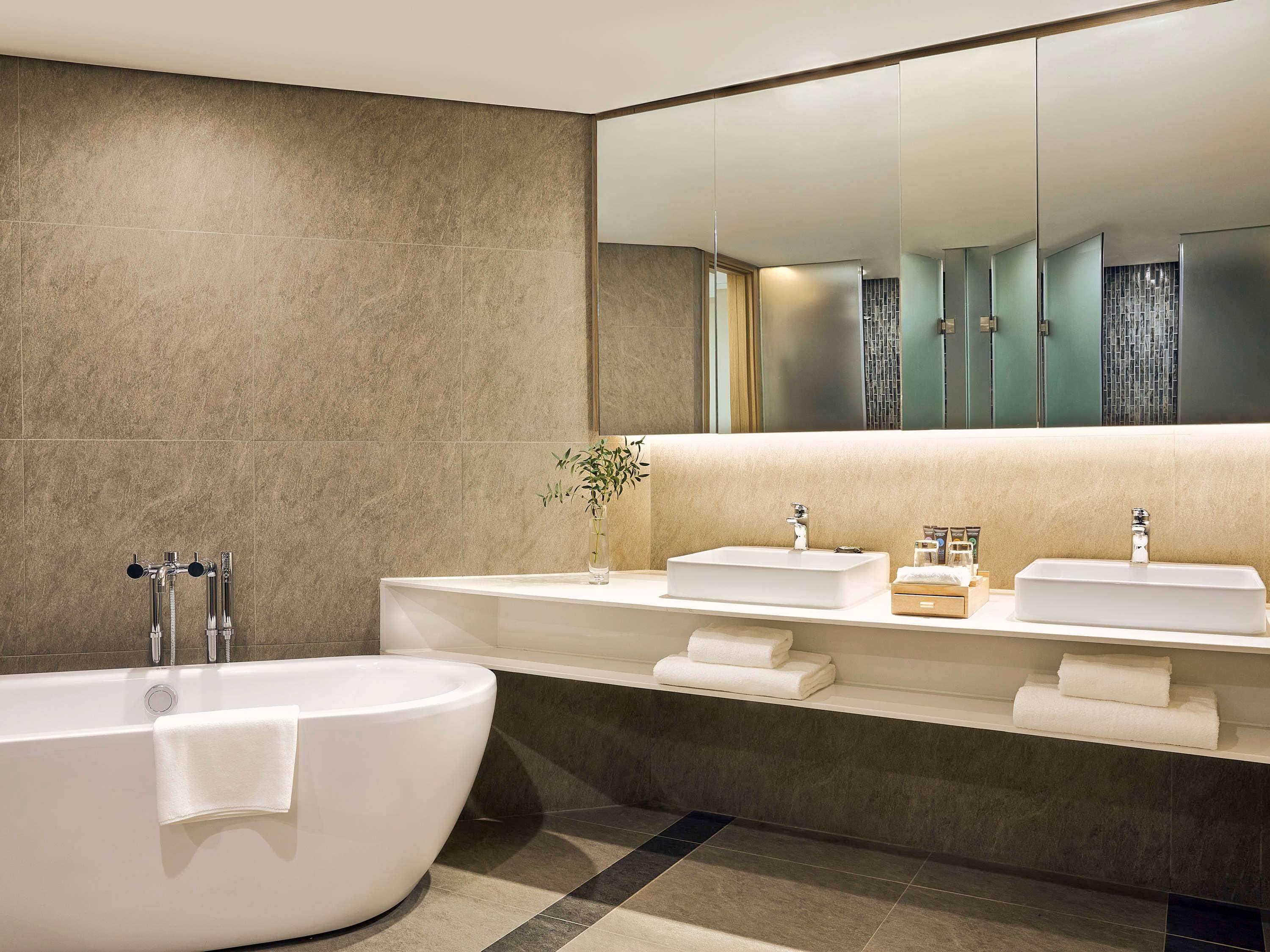 Novotel Hà Nội Thái Hà Khách sạn